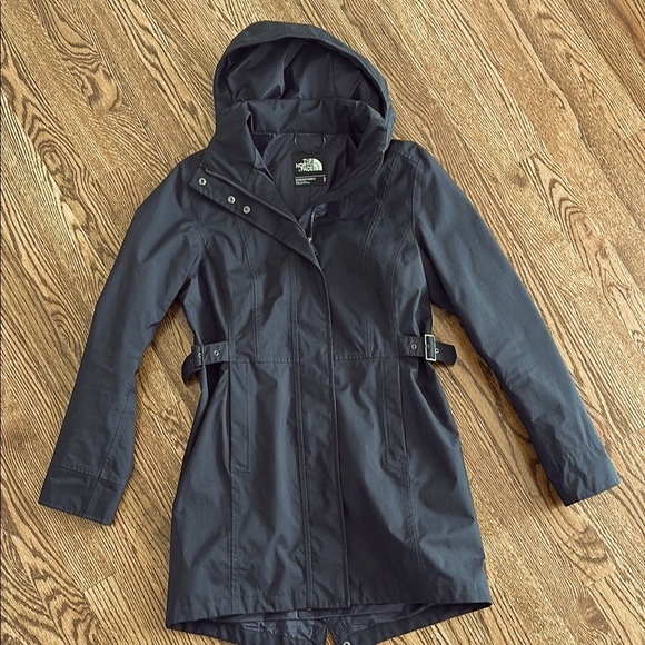 The North Face Rain Coat- size Small - Picture 4 of 12